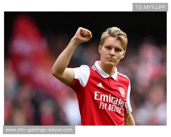 阿森纳由厄德高主导攻势,整体推进如同流线 阿森纳由厄德高主导攻势,整体推进如同流线