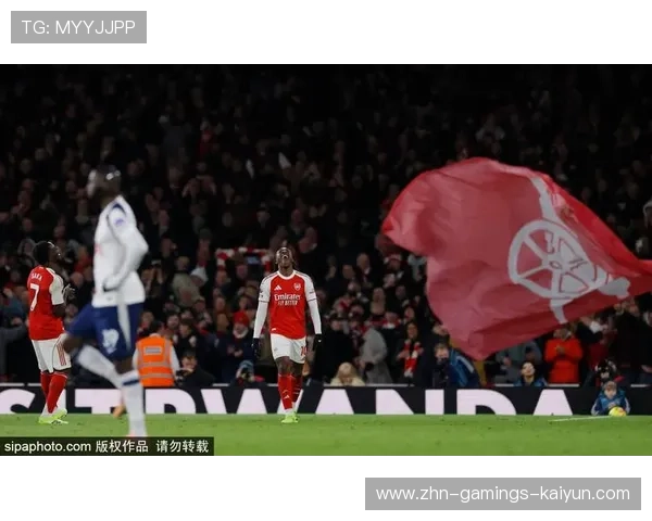 拜仁锋线在连续冲击中最终攻破城池